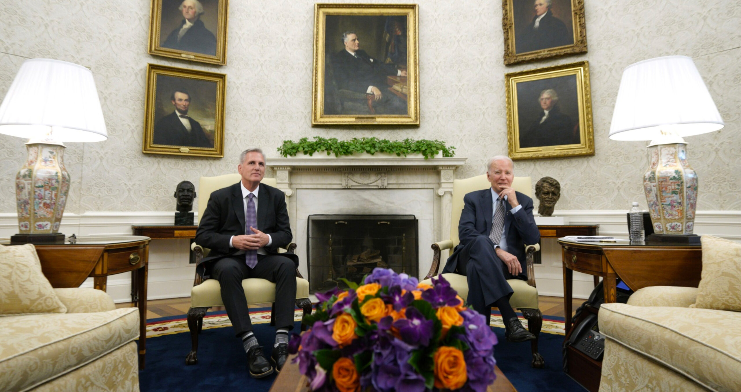 Republican US House speaker Kevin McCarthy, left, with US president Joe Biden, at a meeting in the White House in Washington DC to discuss raising the debt ceiling. (Photo: Yuri Gripas/Abaca/Bloomberg) 