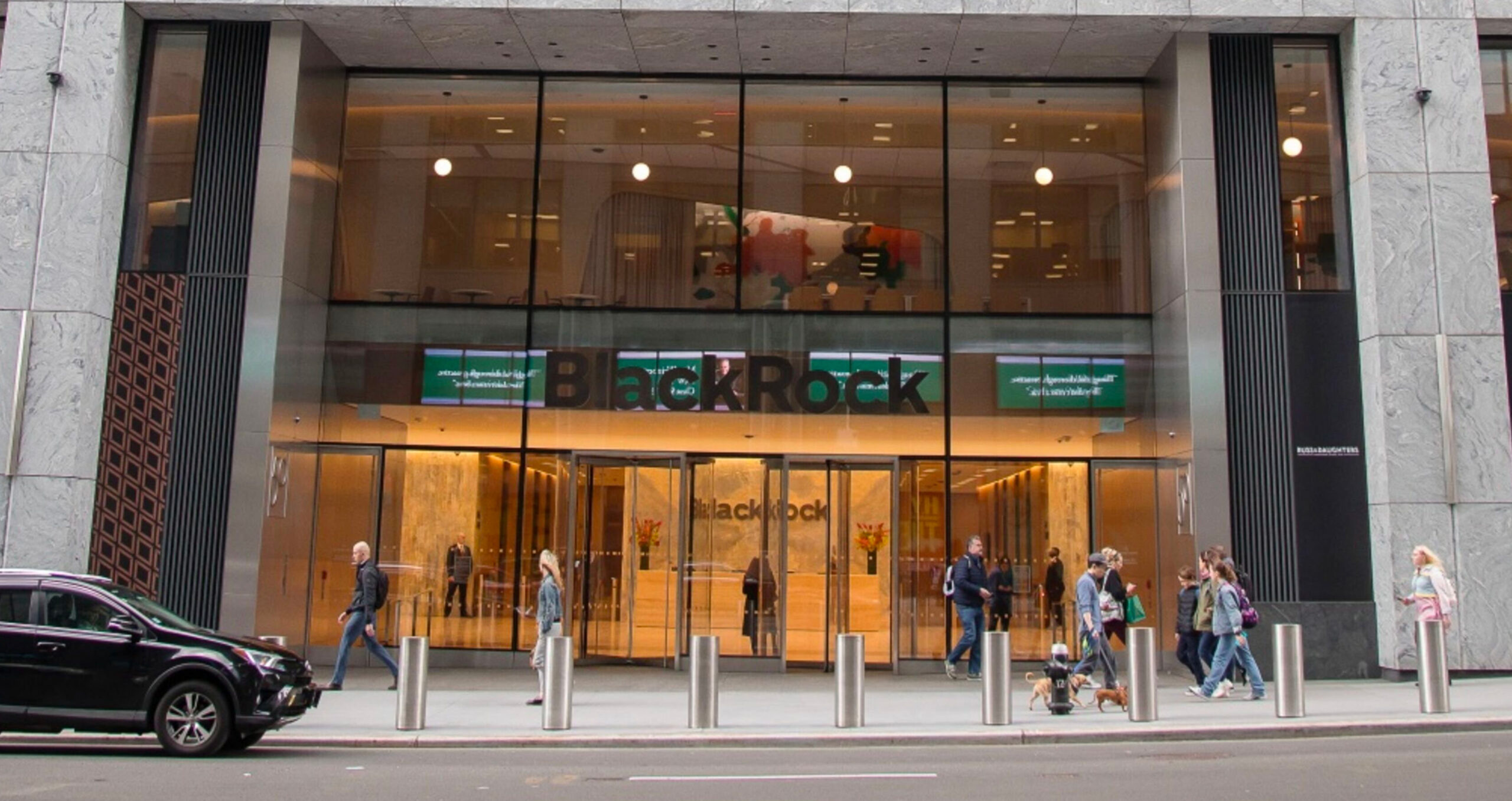 BlackRock headquarters, New York. The asset manager backed around 9 per cent of the proposals it voted on in the 2022-23 voting period. (Photo: Michael Nagle/Bloomberg) 