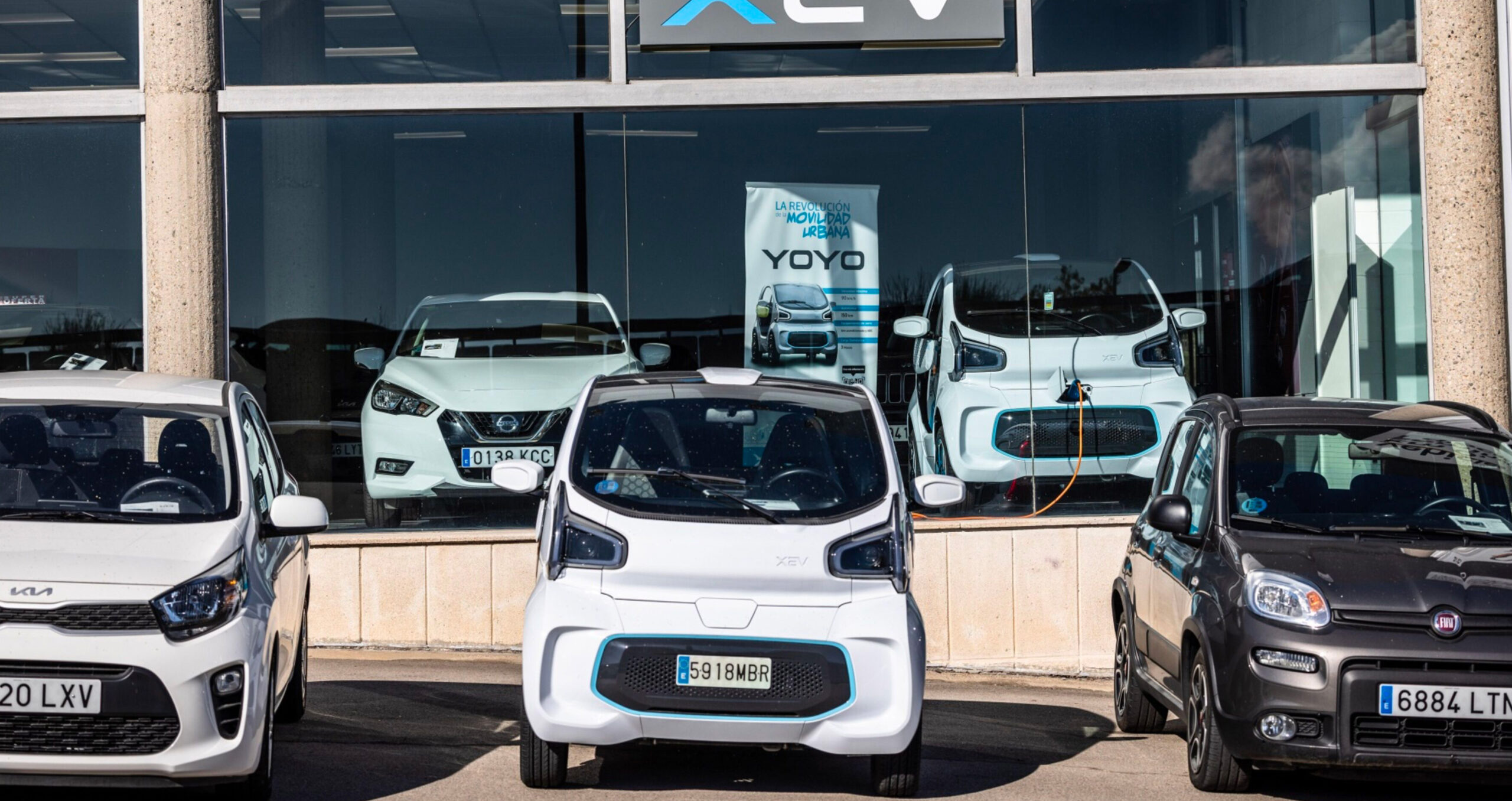 Experts agree Scope 4 or avoided emissions is a complex issue that needs standardisation and clarification. For example, even if over time EVs discourage the use and sale of fossil fuel cars, they could still stimulate the use of cars in general  (Photo: Angel Garcia/Bloomberg) 