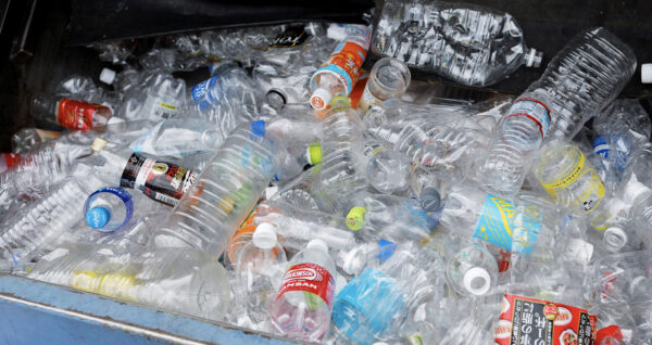 Single-use plastic, pollution