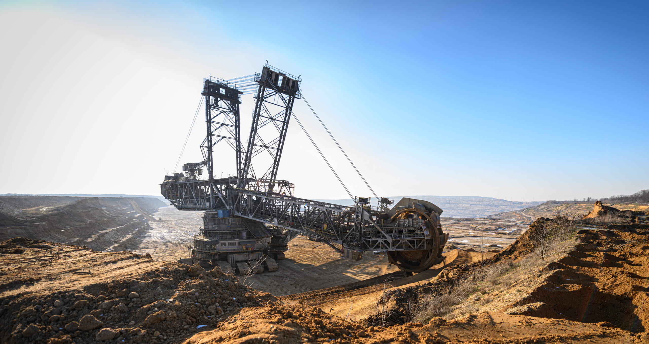 An open cast mine excavating coal. Currently, companies are buying cheaper avoidance credits rather than neutralising their own emissions (Photo: Lukas Schulze/Getty Images) 