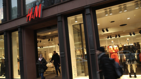 H&M clothing store