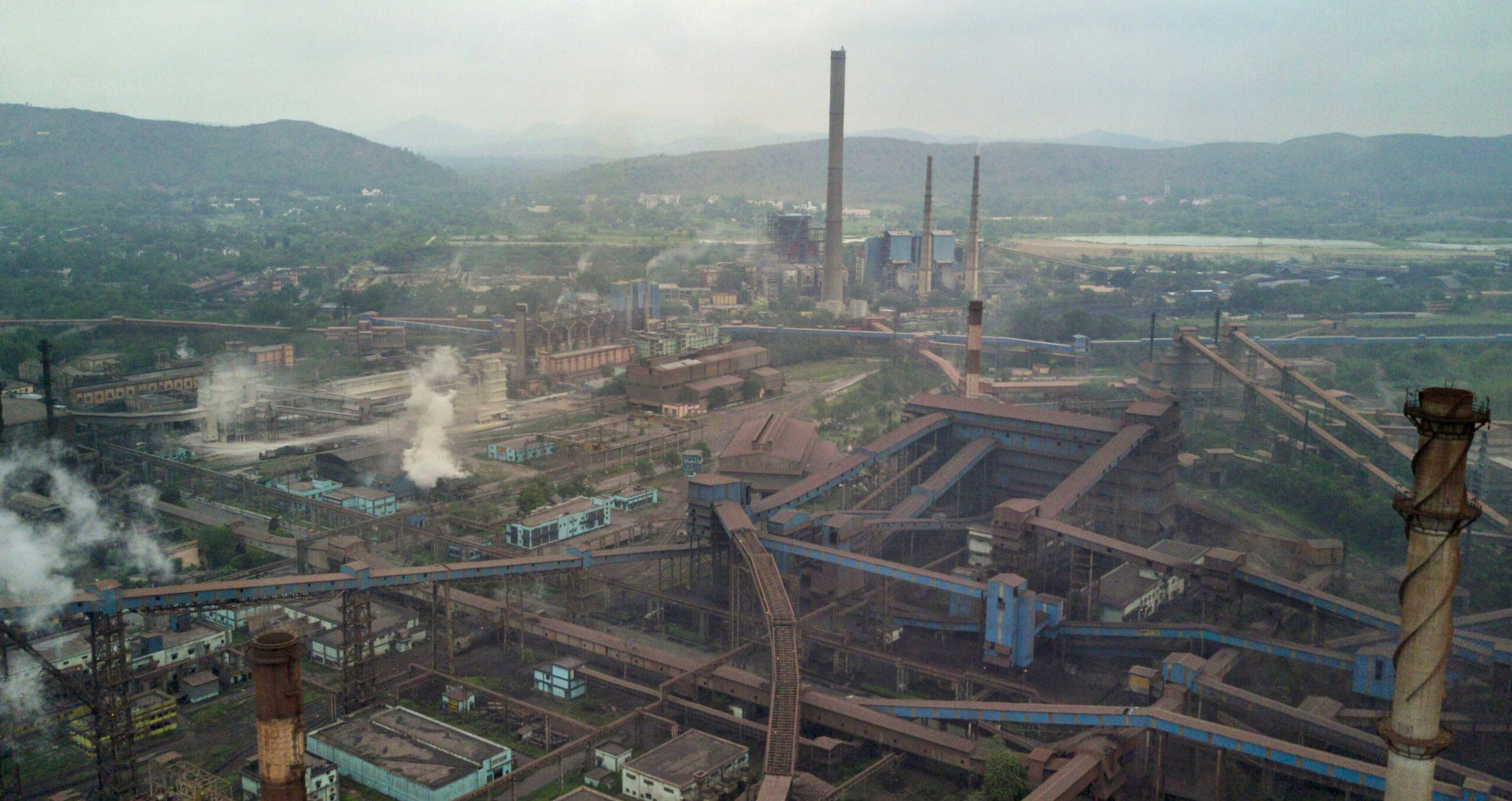 Besides the creation of a results-based climate fund, the Future Matters report’s other recommendations include developing an industry partnership with India to promote low-carbon steel and cement production (Photo: Dhiraj Singh/Bloomberg) 